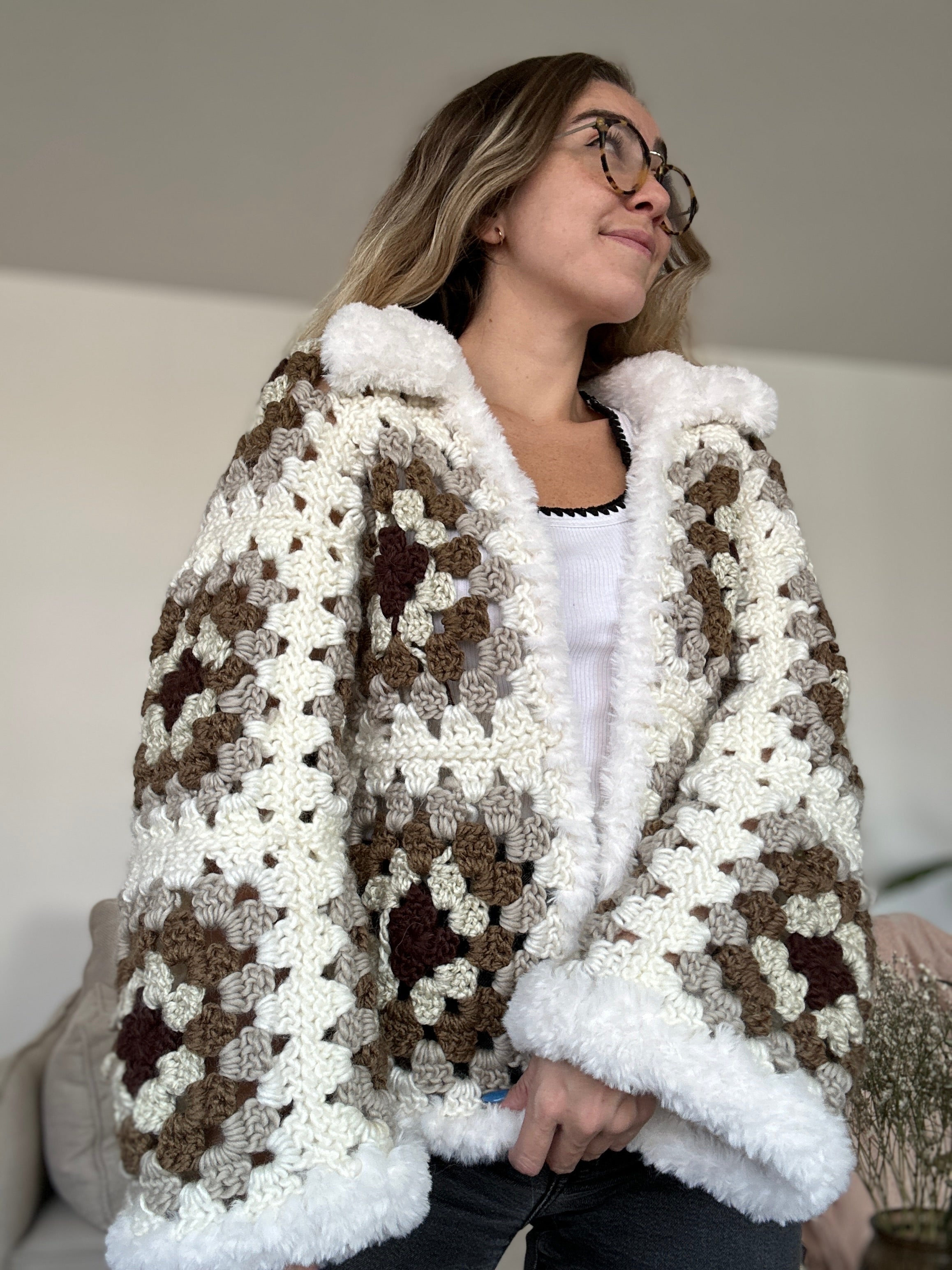 Nubecita Granny Square Tierra