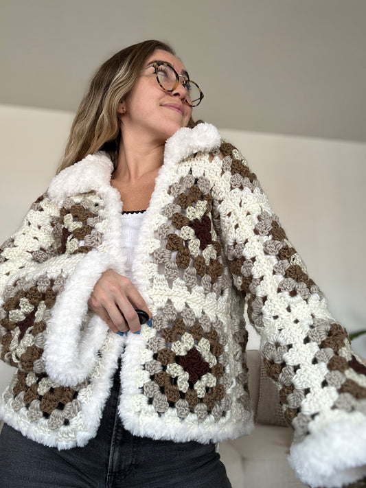 Nubecita Granny Square Tierra